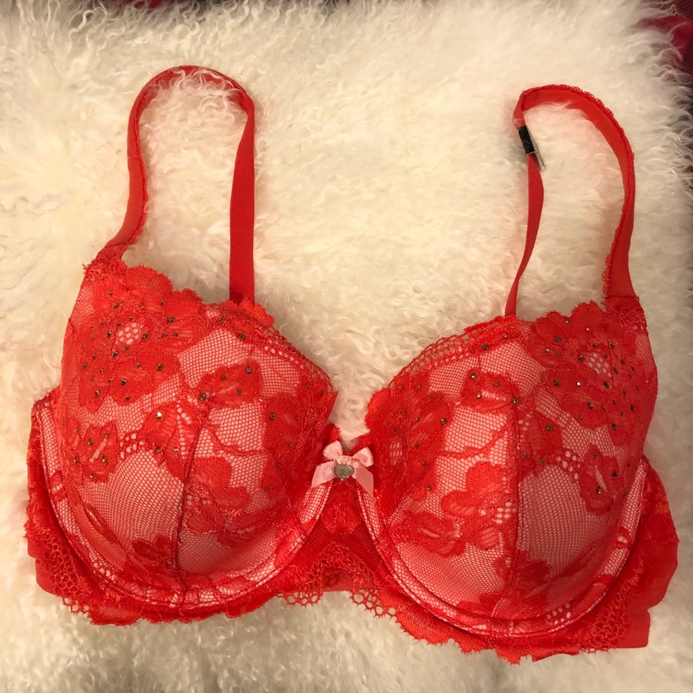 Victoria Secret Lined Demi Bra